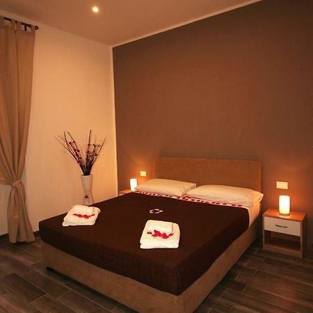 Mi.Ro Rooms Roma Esterno foto