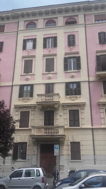 Mi.Ro Rooms Roma Esterno foto