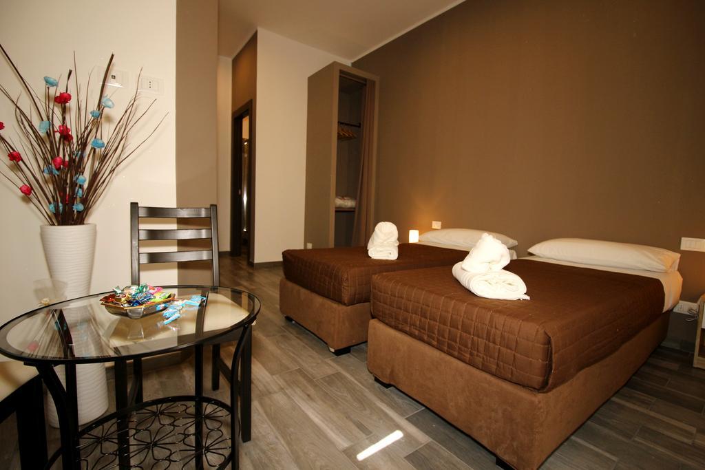 Mi.Ro Rooms Roma Esterno foto