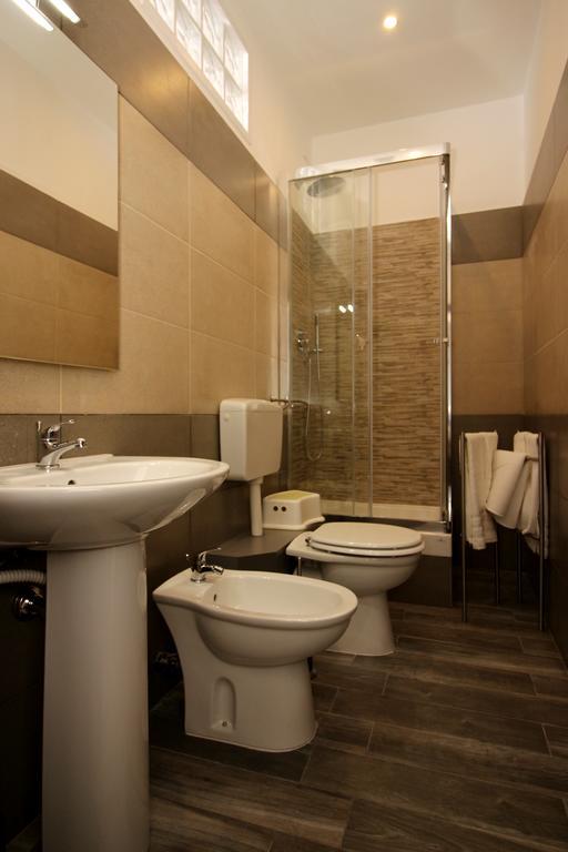 Mi.Ro Rooms Roma Esterno foto
