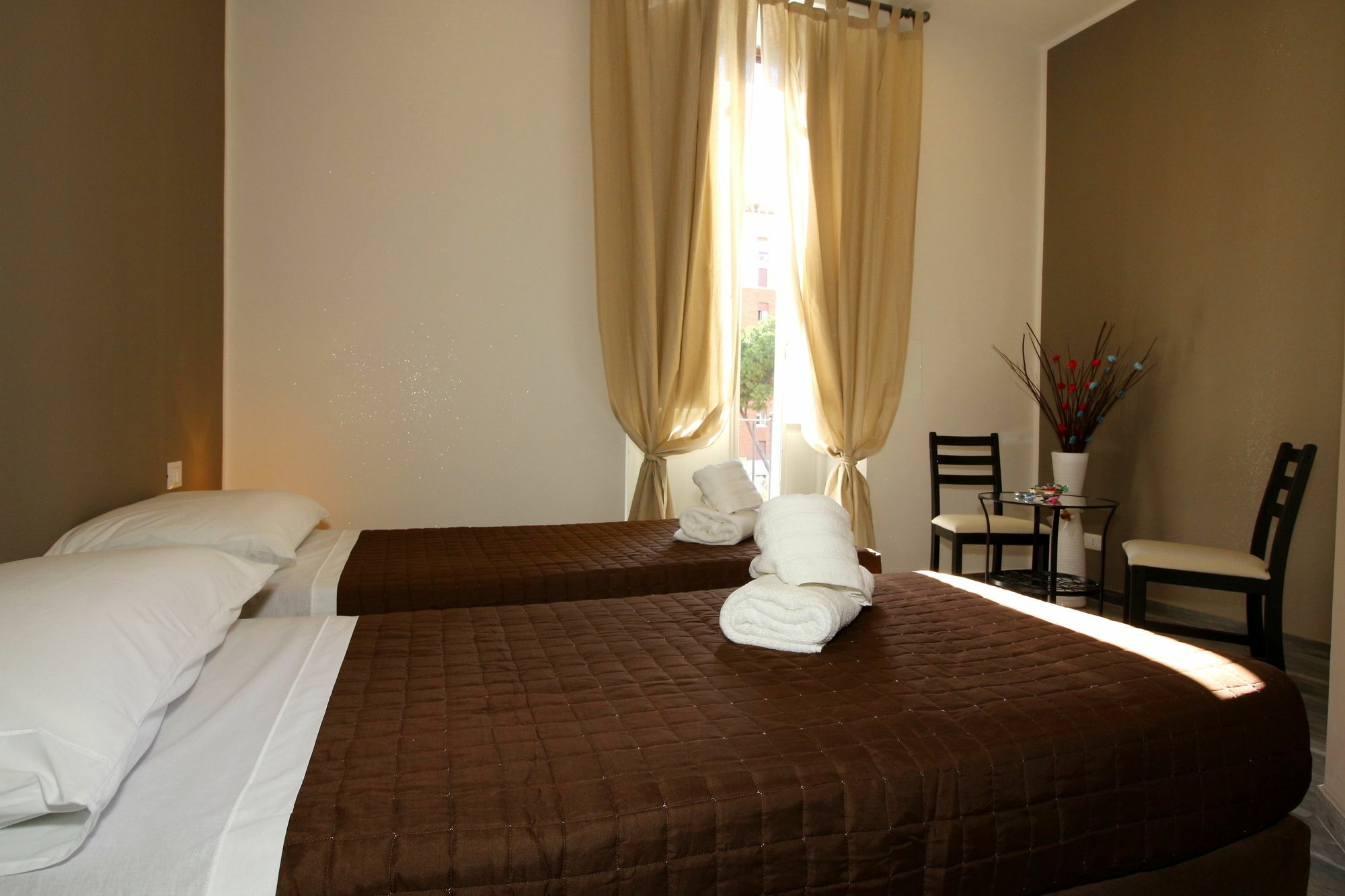 Mi.Ro Rooms Roma Esterno foto