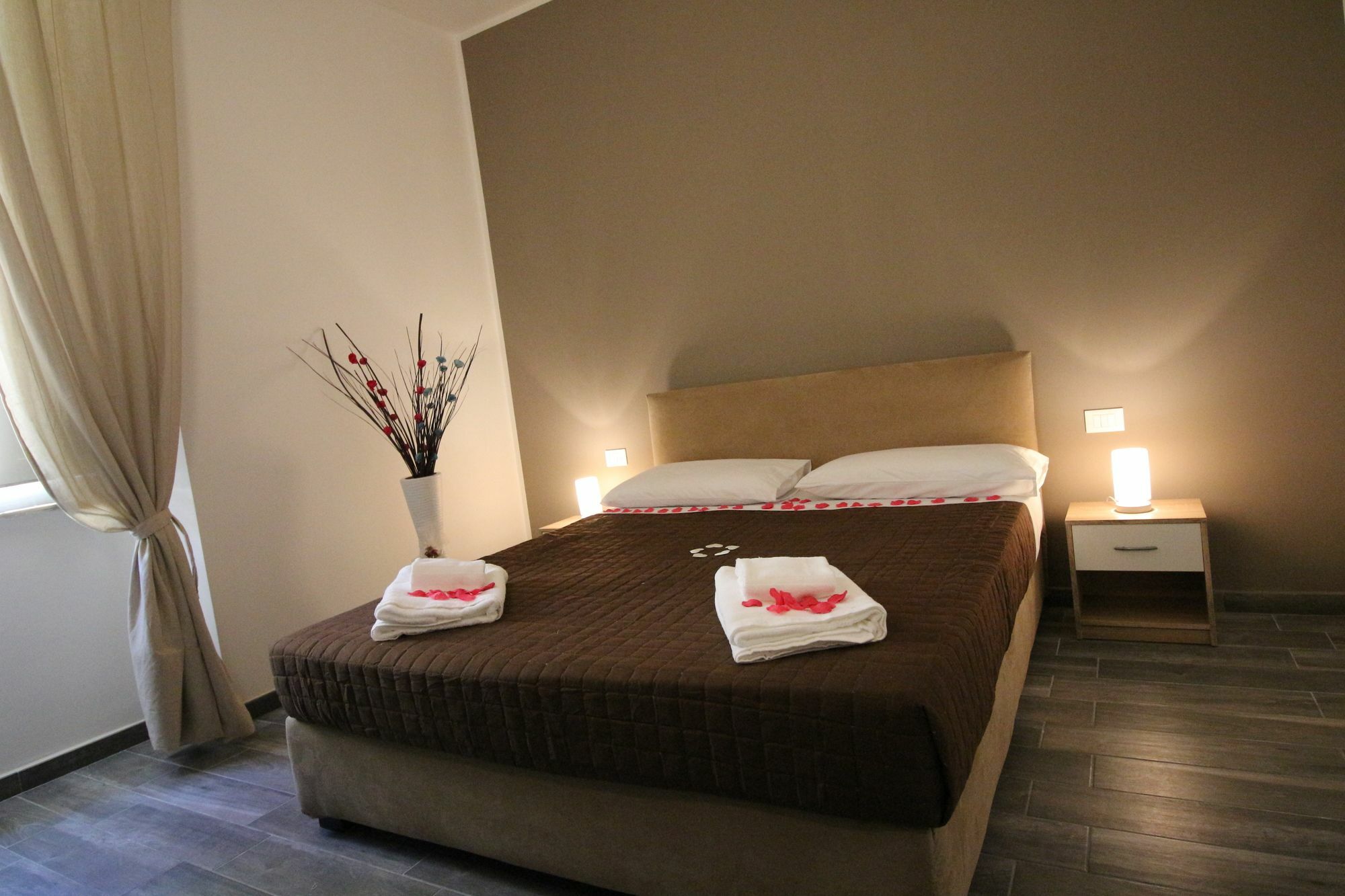 Mi.Ro Rooms Roma Esterno foto